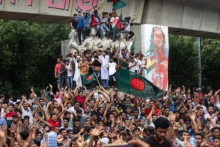 Bangladesh Parliament Dissolved; Sheikh Hasina Seeks Asylum In UK - | Photo: AP